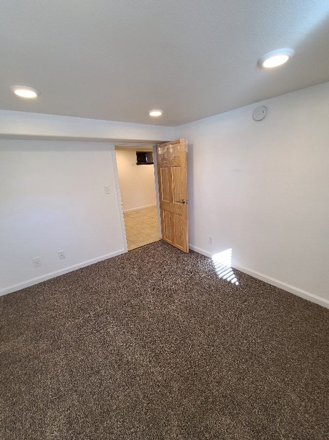 Building Photo - 1200 Dodge Ct