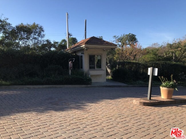 Building Photo - 6780 Shearwater Ln