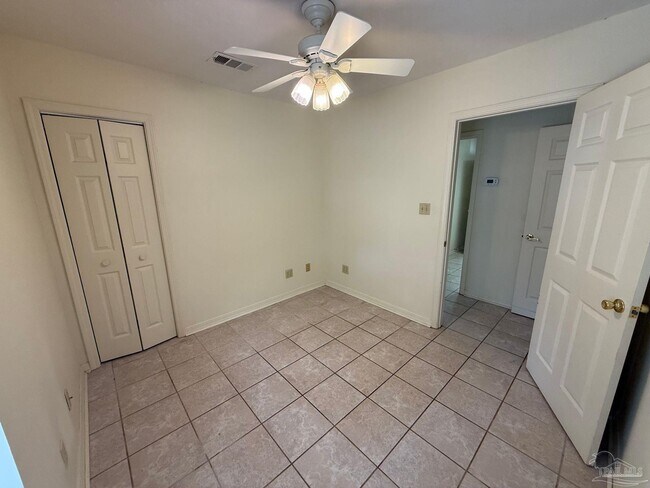 Building Photo - 3801 N 12th Ave