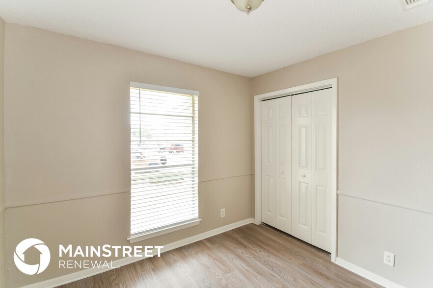 Building Photo - 6507 Ridge Cir Dr