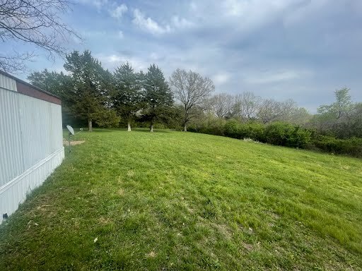 Building Photo - 2170 N Service Rd W