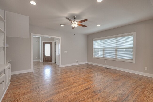 Building Photo - 1712 McKinney Ave