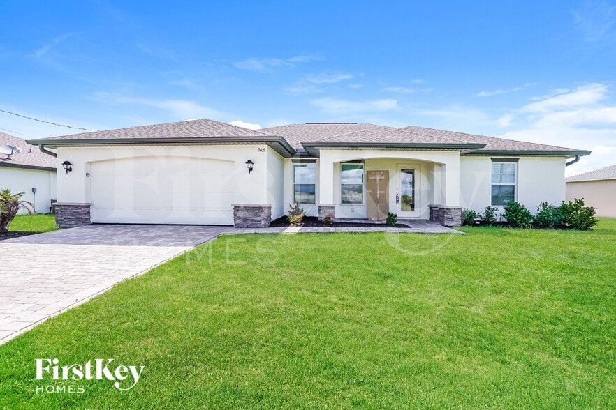 Primary Photo - 2409 NW 9th Ave