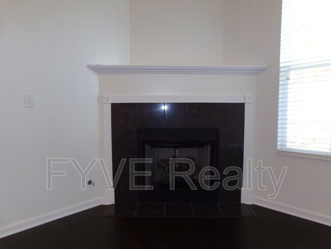 Building Photo - 467 Westgreen Ln