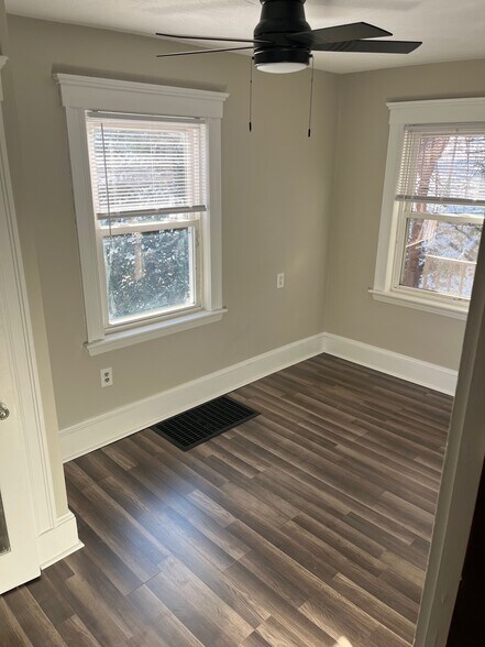 bedroom 2 - 162 Montvale Ave