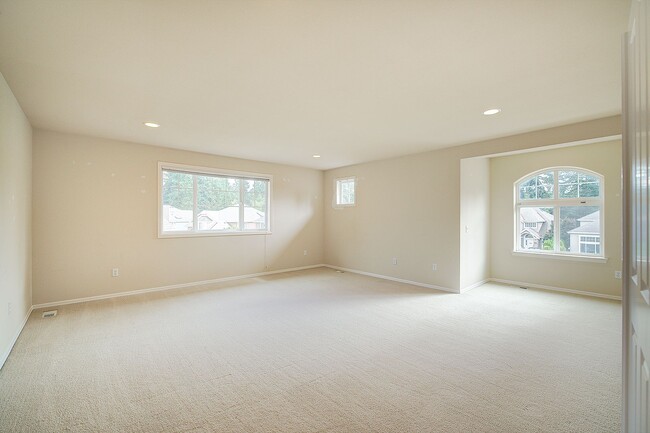Building Photo - 4bd/2.5ba Lynnwood House