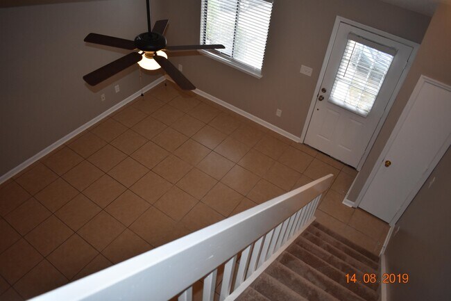 Building Photo - 1802 Falconcrest St