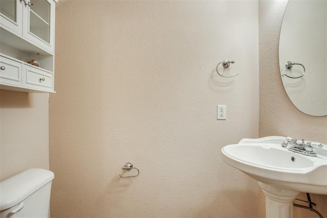 Building Photo - 187 Castleridge Dr