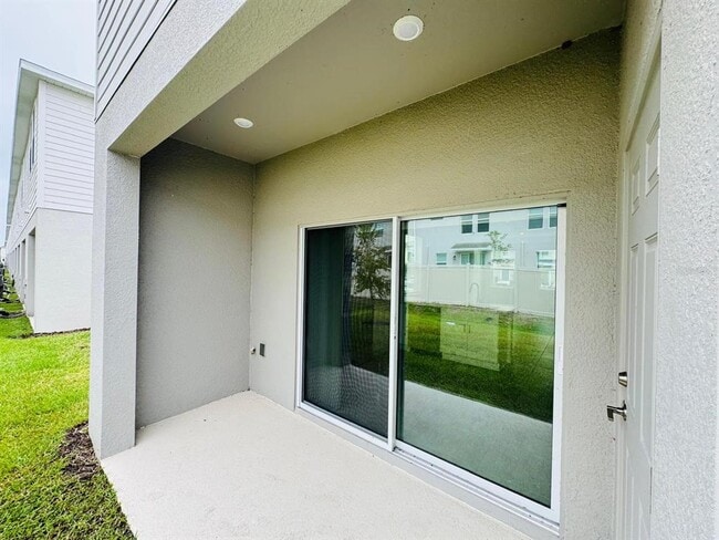 Building Photo - 3140 Skyline Lp