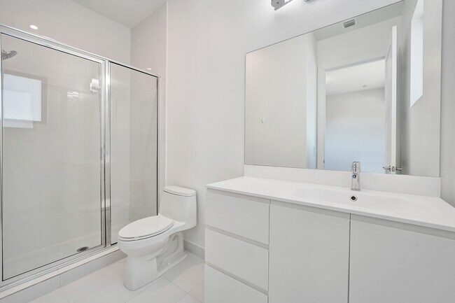 Building Photo - 5928 Brookfield Cir
