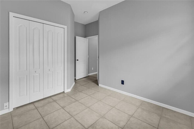 Building Photo - 721 Stonecrest Dr