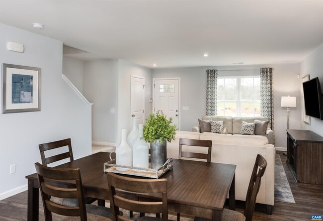 Building Photo - 163 ARCHES Ln