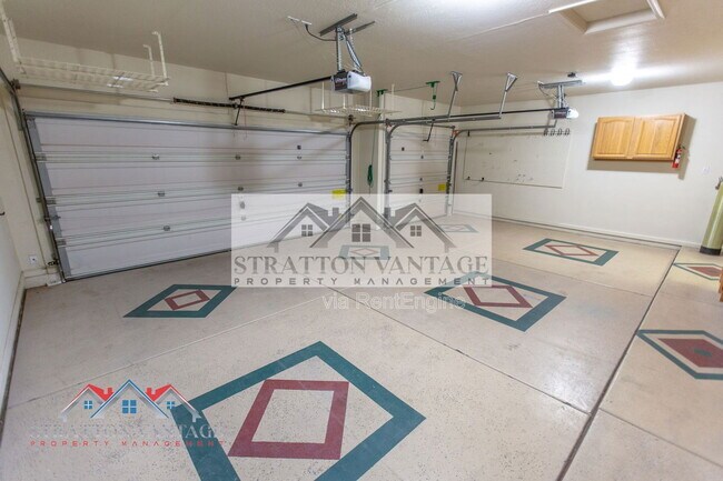 Building Photo - 13458 W Coronado Rd