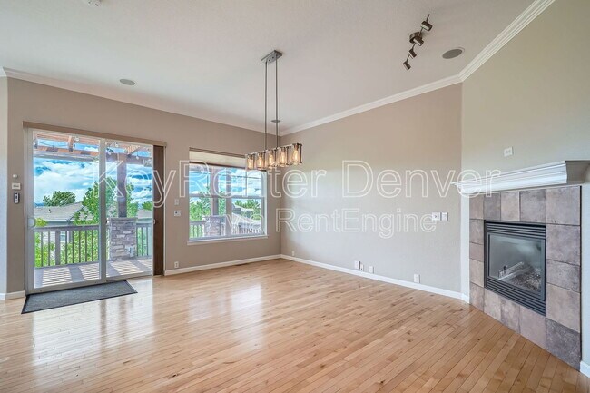 Building Photo - 3333 Chapin Pl