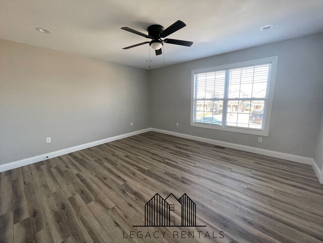 Building Photo - 1039 Judah Bear Blvd