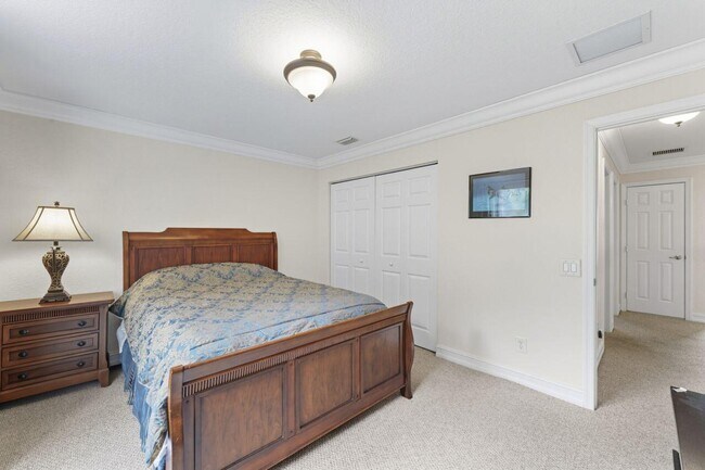 Building Photo - 8492 Breezy Oak Way
