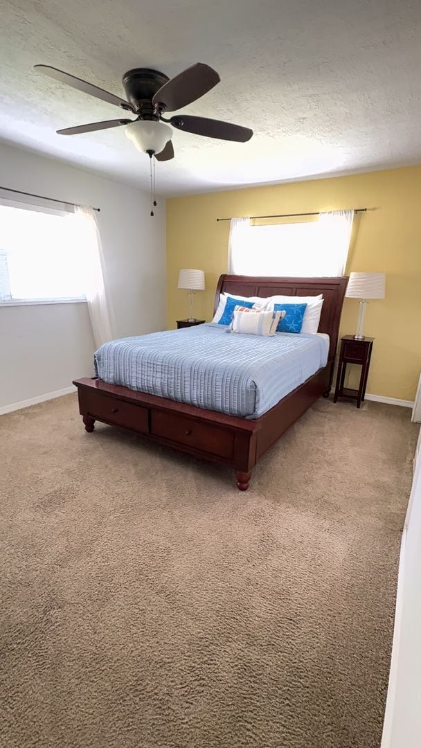 Building Photo - Fully Furnished 3 bedroom pool home in Largo