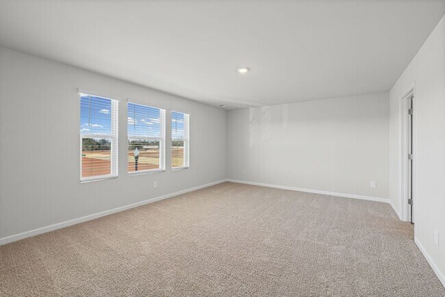 Building Photo - 4340 Oswin Dr