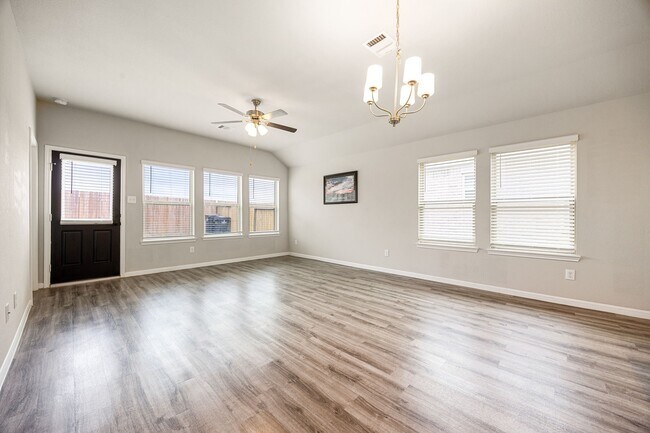 Building Photo - 22630 Rosebush Hl Rd