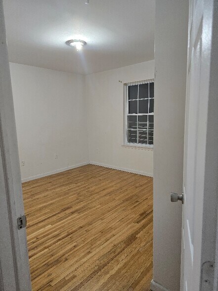 Building Photo - 140 Pennsylvania Ave