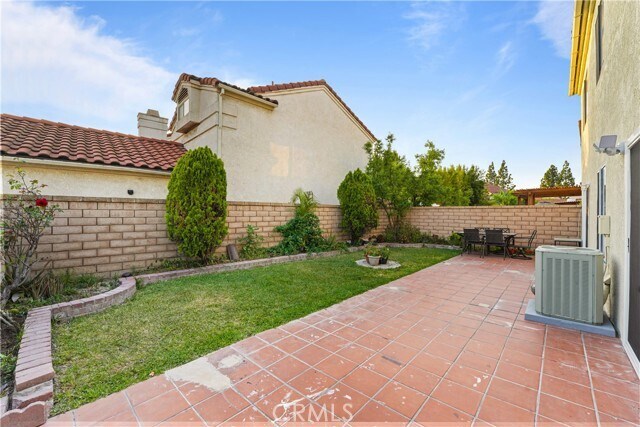 Building Photo - 1315 N Lighthouse Ln
