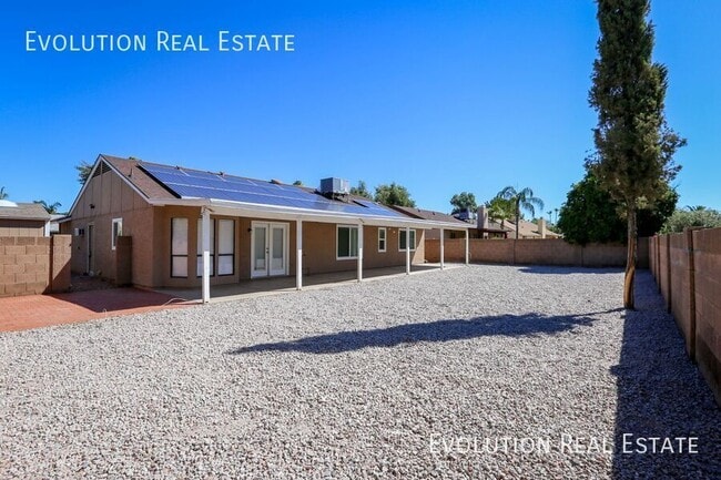 Building Photo - 6443 E Sandra Terrace