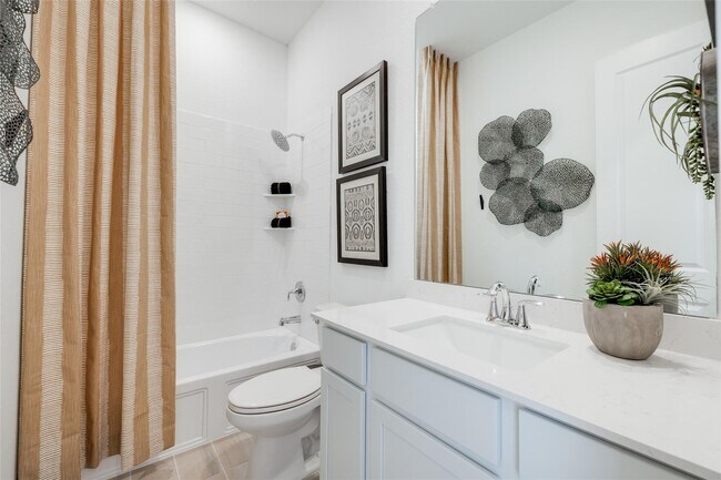 Building Photo - 26518 Foxtail Fern Dr