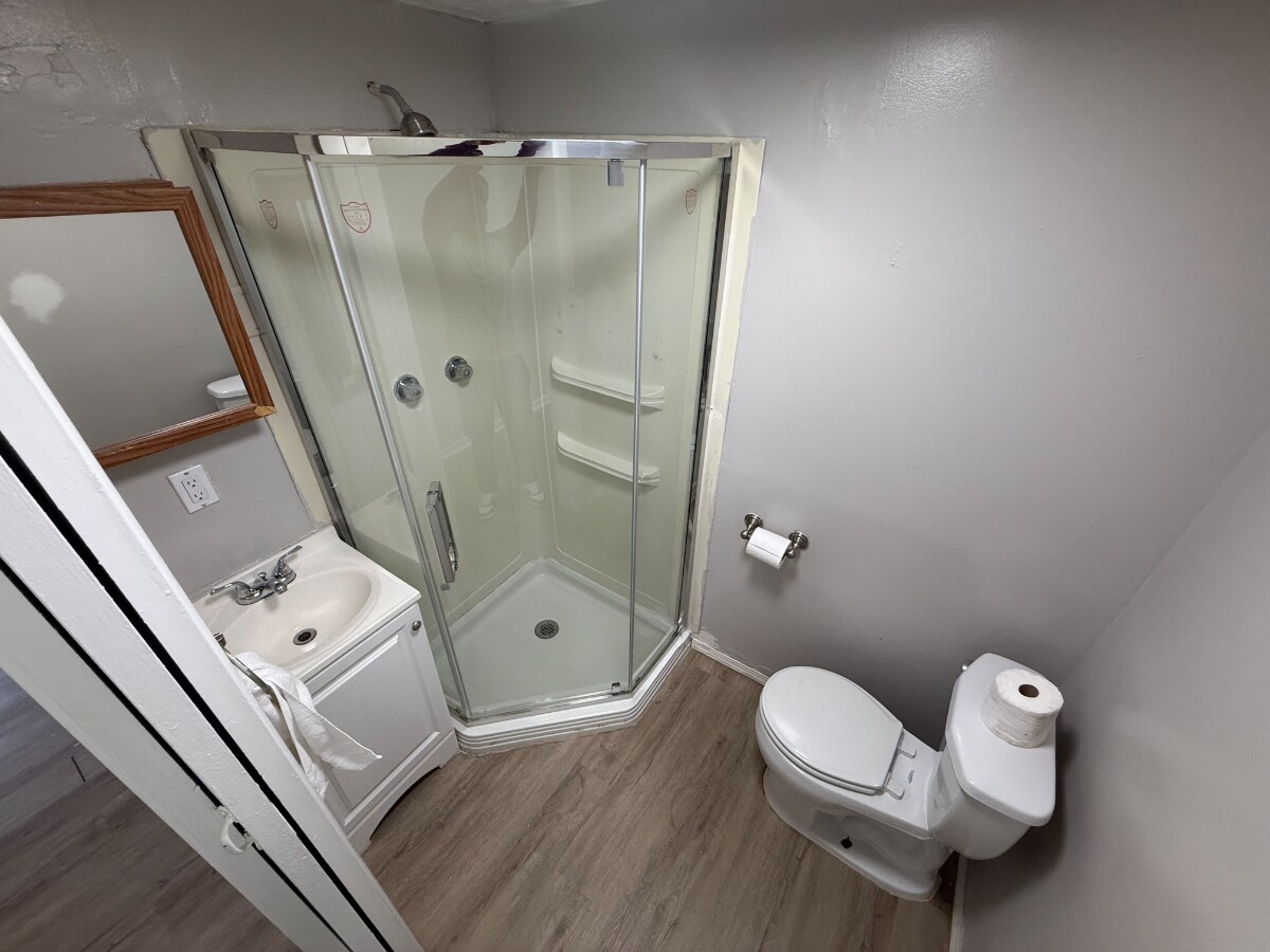 Downstairs Bathroom - 4801 Beaucroft Ct