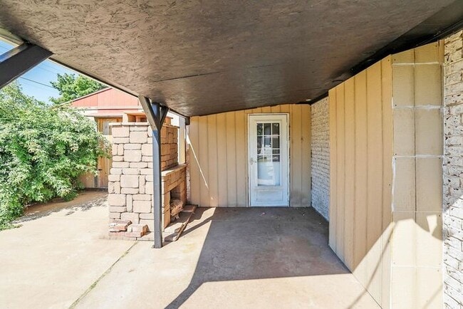 Building Photo - 7303 Calumet Pl