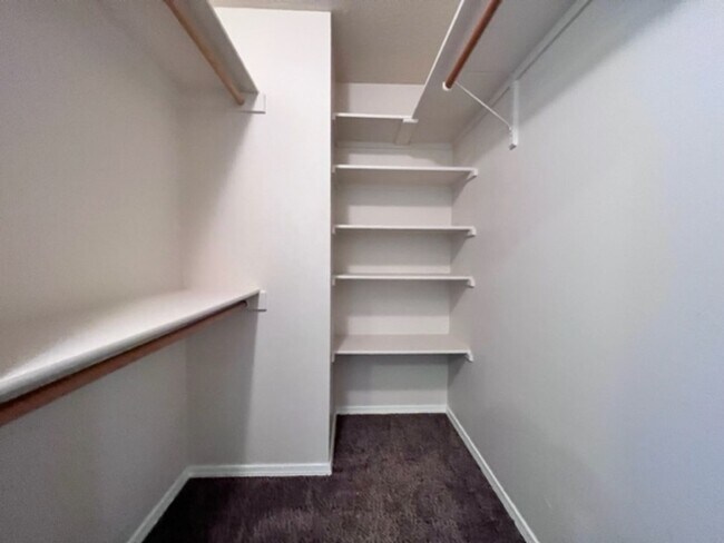 Building Photo - 3137 W Pudu St