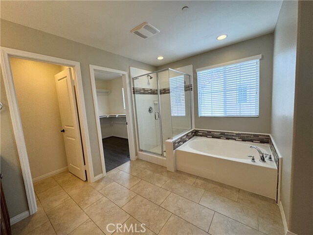 Building Photo - 2434 Trojan Way