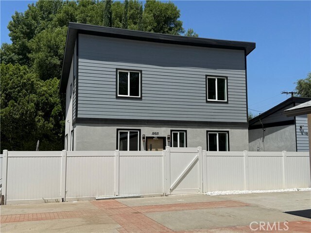 Building Photo - 19515 Cantara St