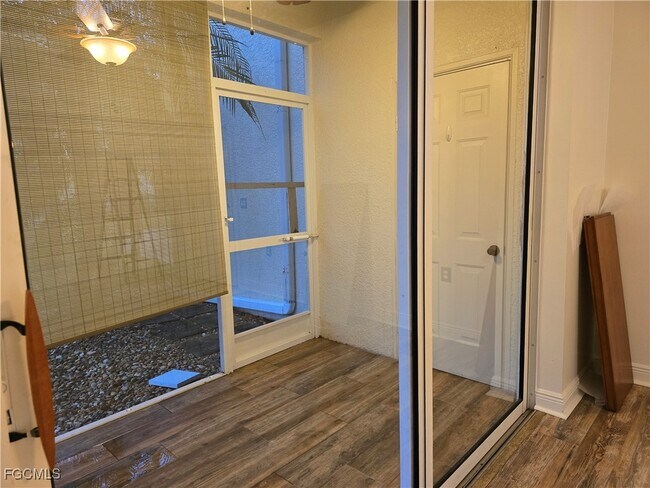 Building Photo - 3952 Pomodoro Cir