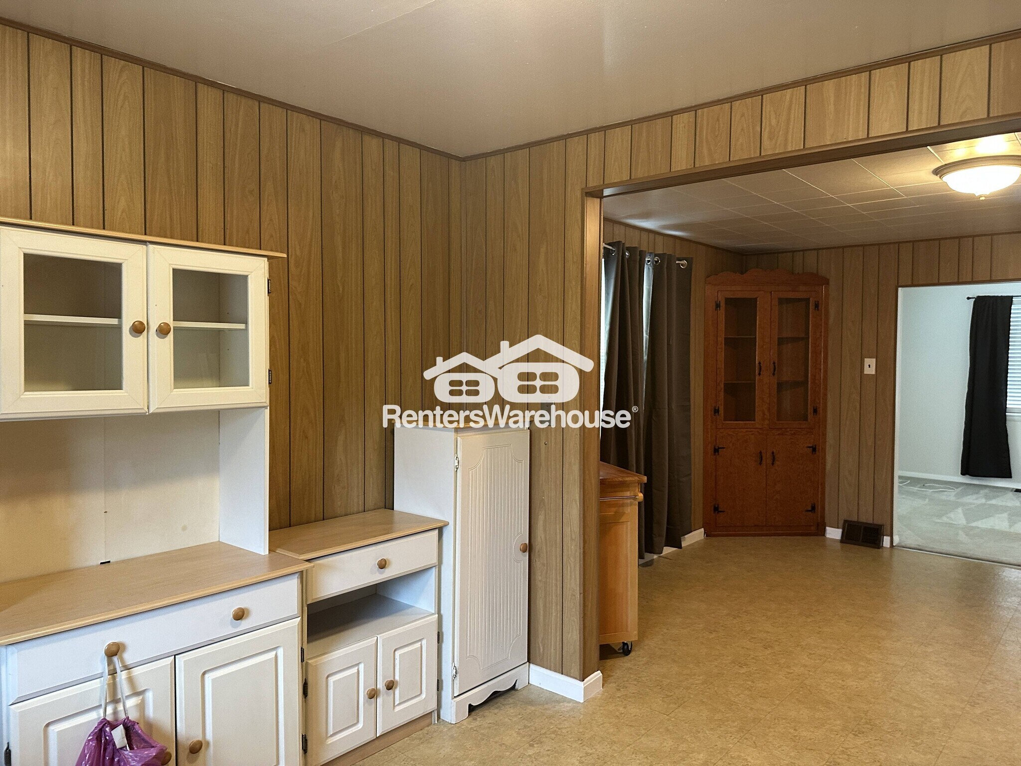 Building Photo - 8226 Longpoint Rd
