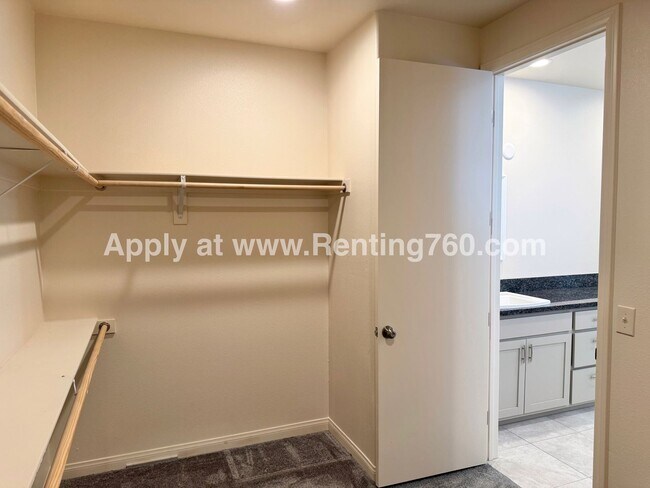 Building Photo - Incredible 4 Bed 3 Bath Home In Sage Estates!!!