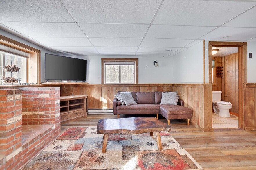 Primary Photo - 97 Norton Dr
