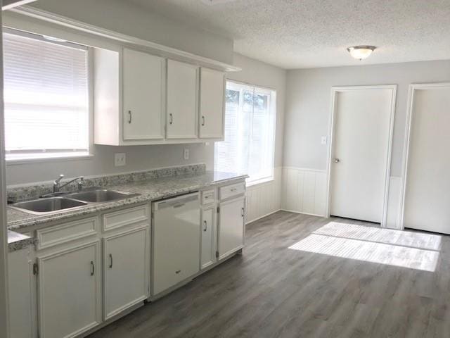 Building Photo - 2317 Saharah Dr