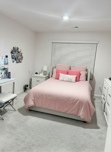 Building Photo - 14013 Castle Nook Dr