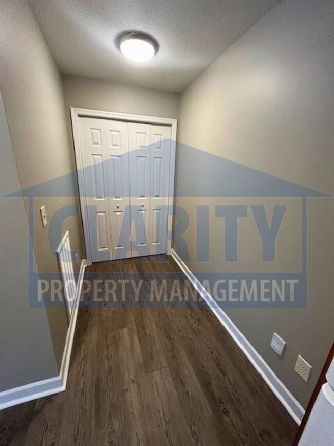 Building Photo - Three-bedroom home in Downtown Cleveland!