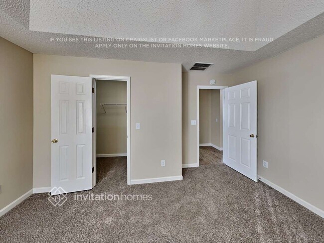 Building Photo - 1606 Madison Dr