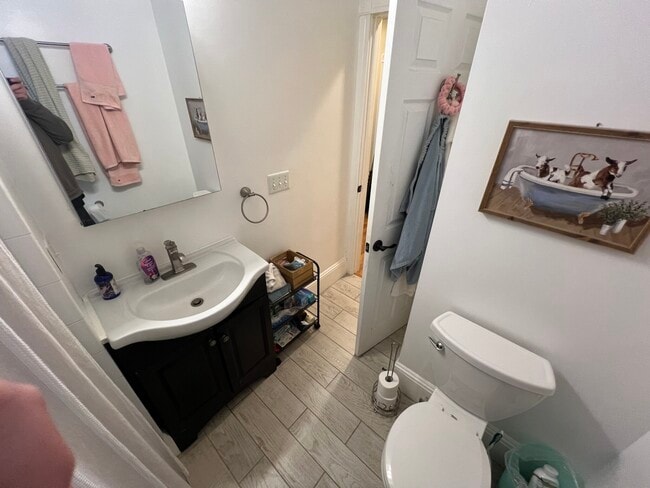 Building Photo - 42-44 Gorham St. Unit 1