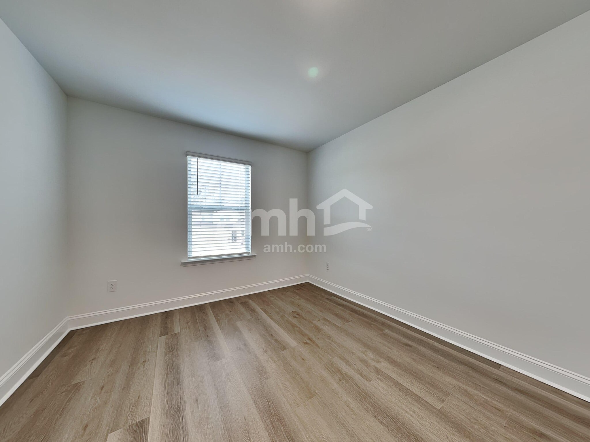 Building Photo - 1151 Livengood Wy