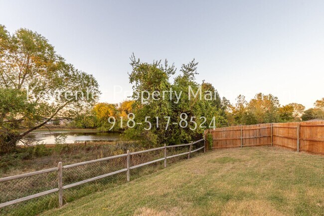 Building Photo - 3 Bed | 2.5 Bath in Broken Arrow!