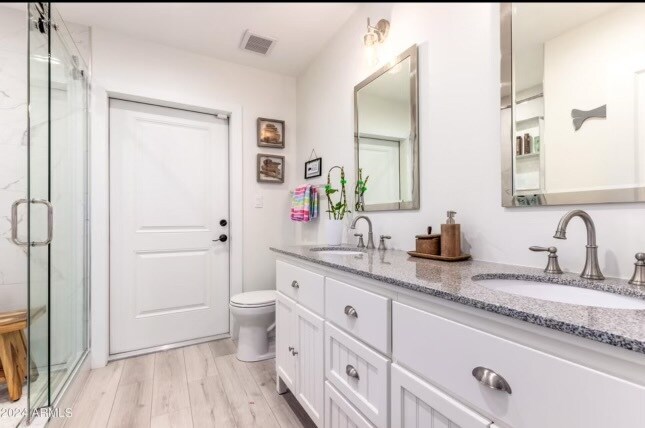 Building Photo - 4343 E Desert Crest Dr