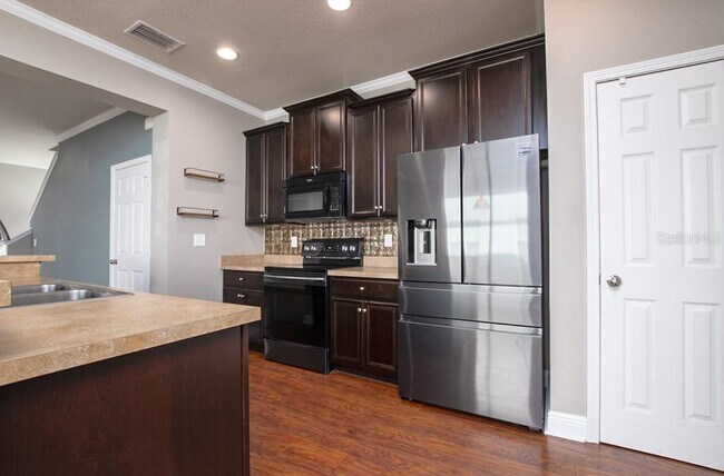Building Photo - 8639 Turnstone Shore Ln