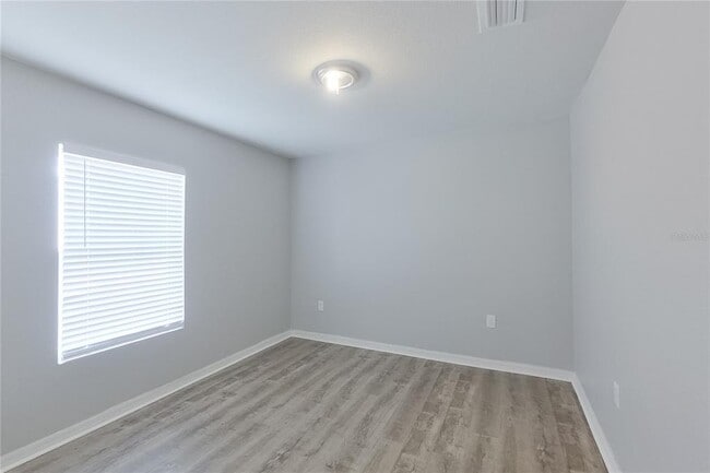 Building Photo - 2227 NW 11th Ct