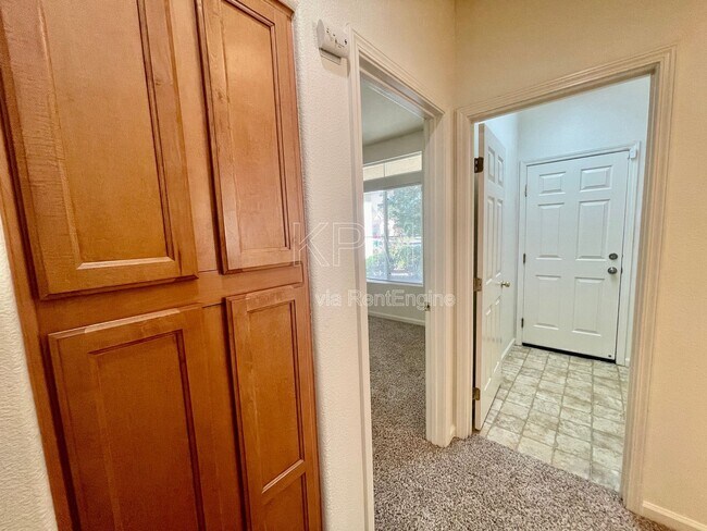 Building Photo - 3908 Lembert Dome Ct