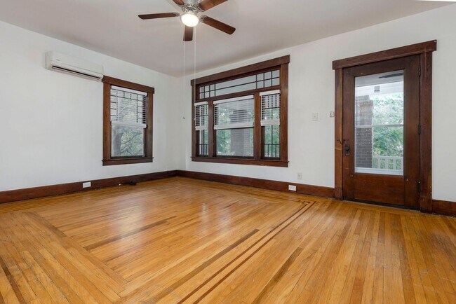 Building Photo - 145 N Keats Ave