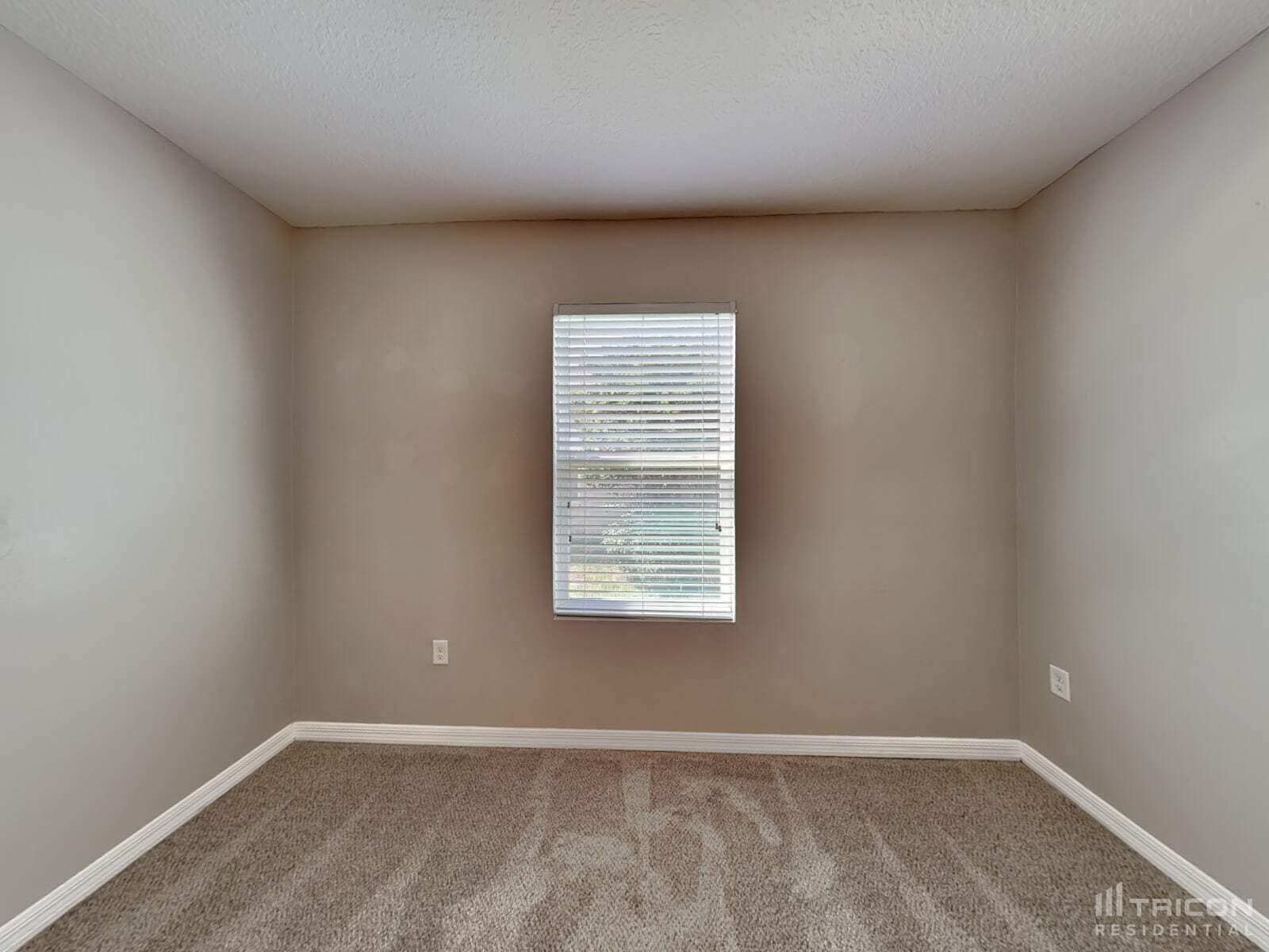 Building Photo - 4368 Edenrock Pl