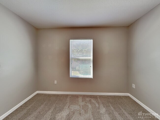 Building Photo - 4368 Edenrock Pl